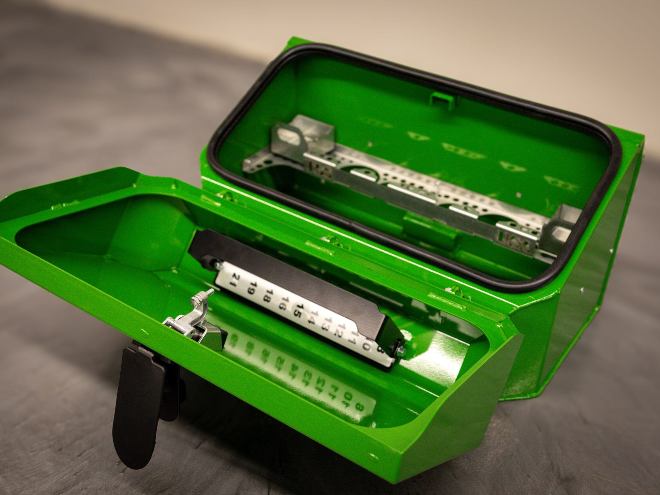 T8 Field Seal Tool Boxes